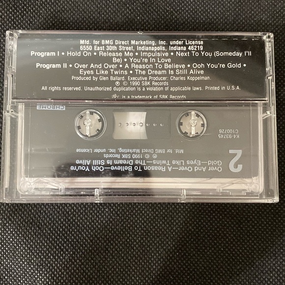 Vintage classic 90’s cassette tape-Wilson Phillips - Picture 2 of 6